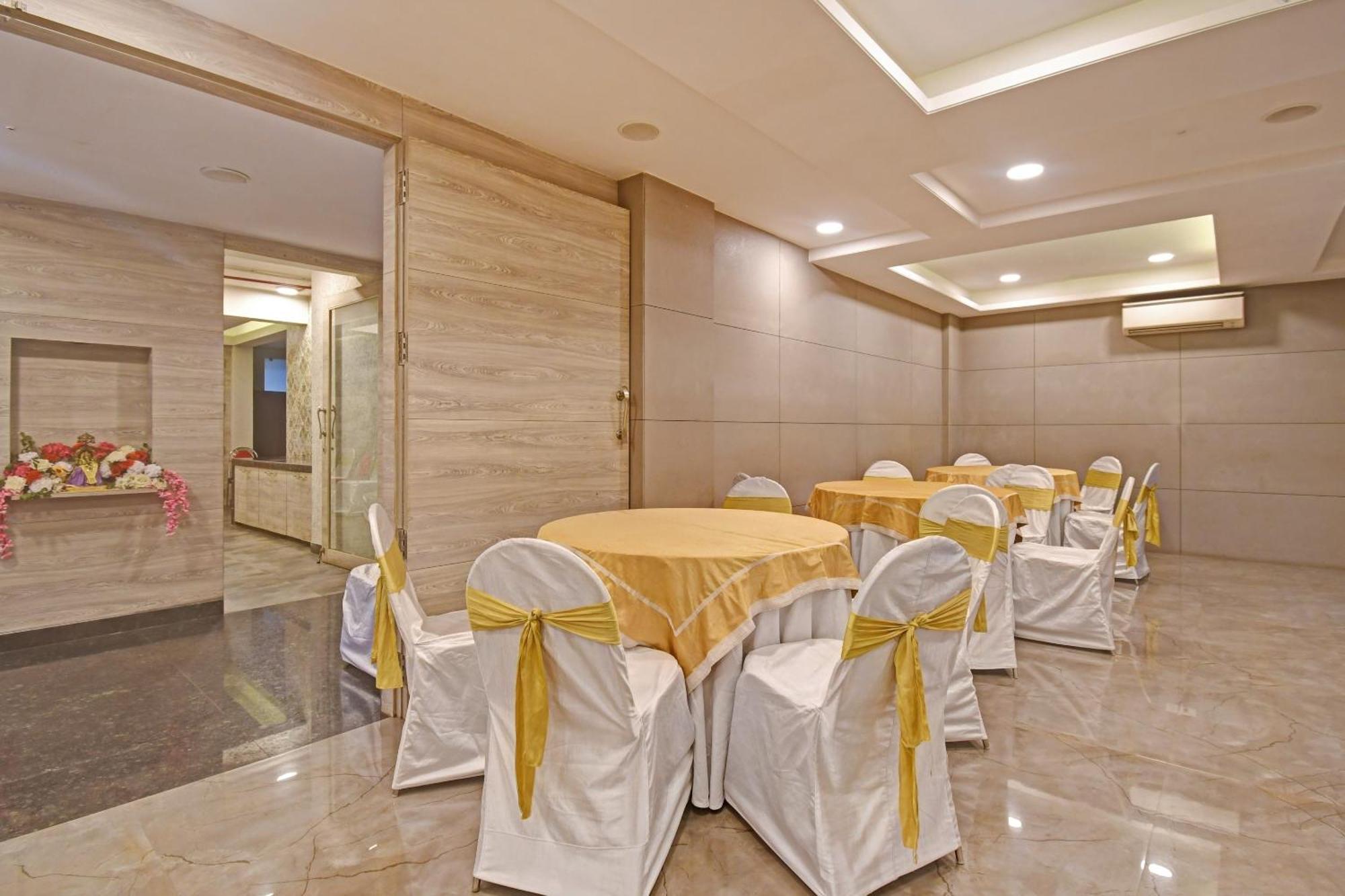 Super Townhouse Hotel All In One Near City Centre Salt Lake Salt Lake City Zewnętrze zdjęcie