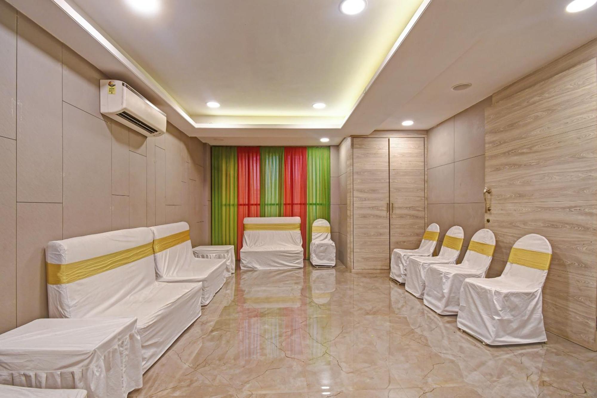 Super Townhouse Hotel All In One Near City Centre Salt Lake Salt Lake City Zewnętrze zdjęcie